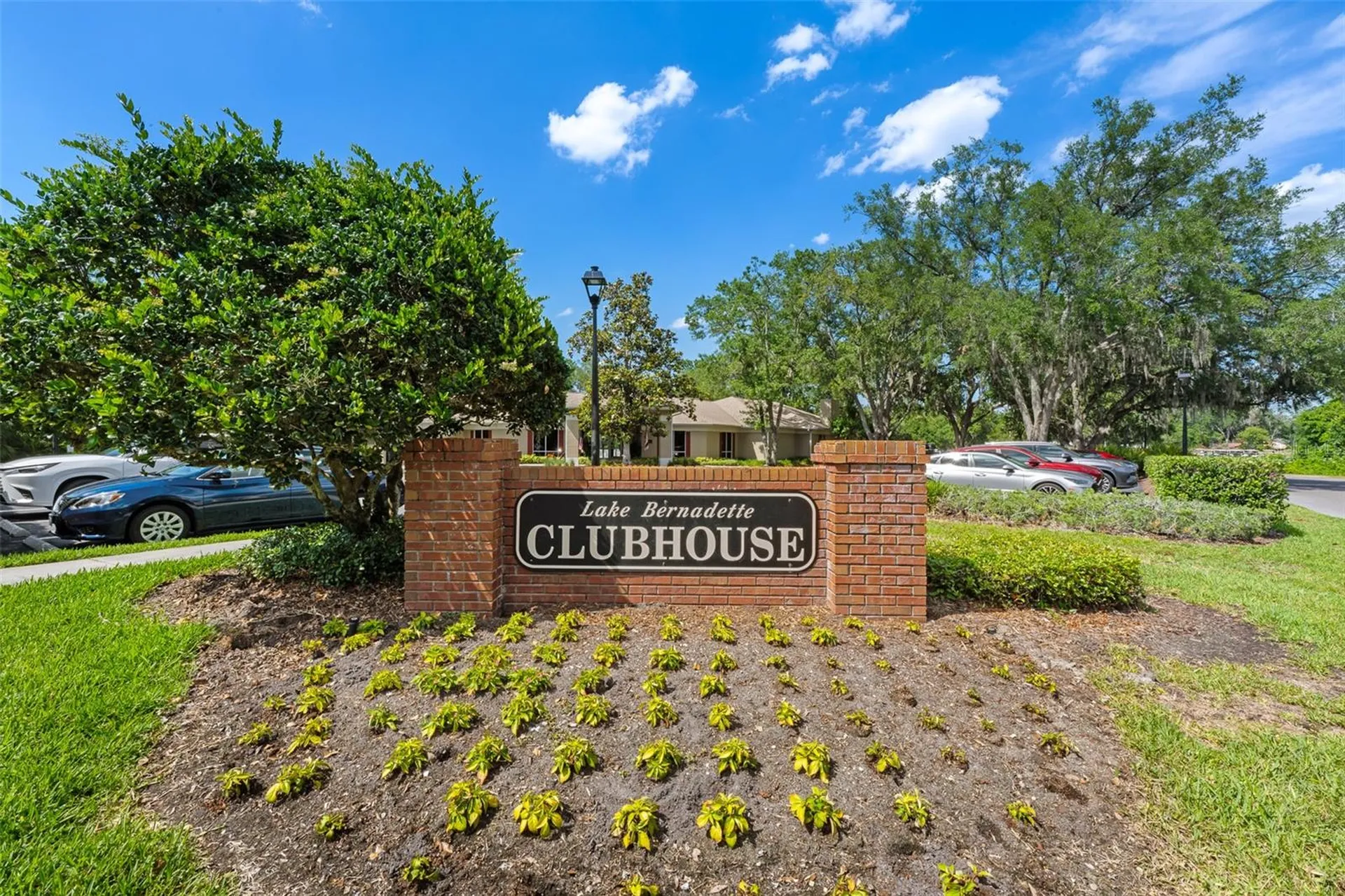 5222 New Brittany Lane Zephyrhills FL 33541