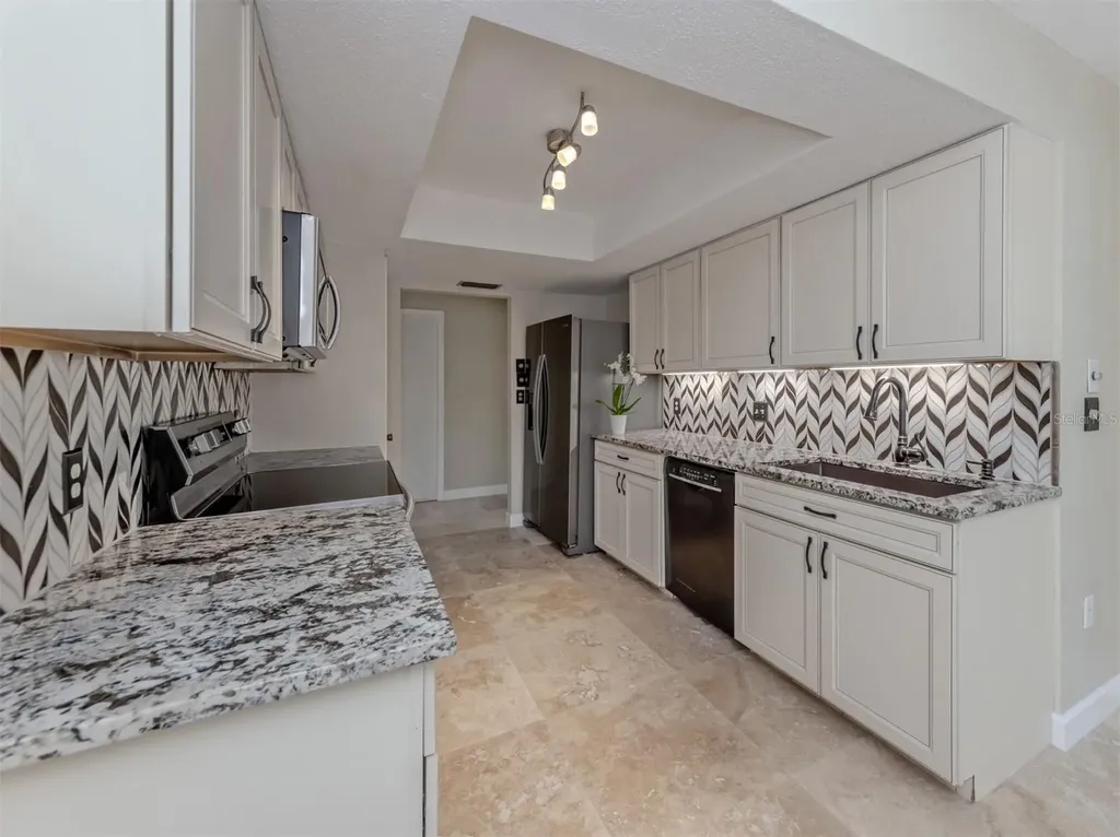 1007 River Oaks Court Venice FL 34293