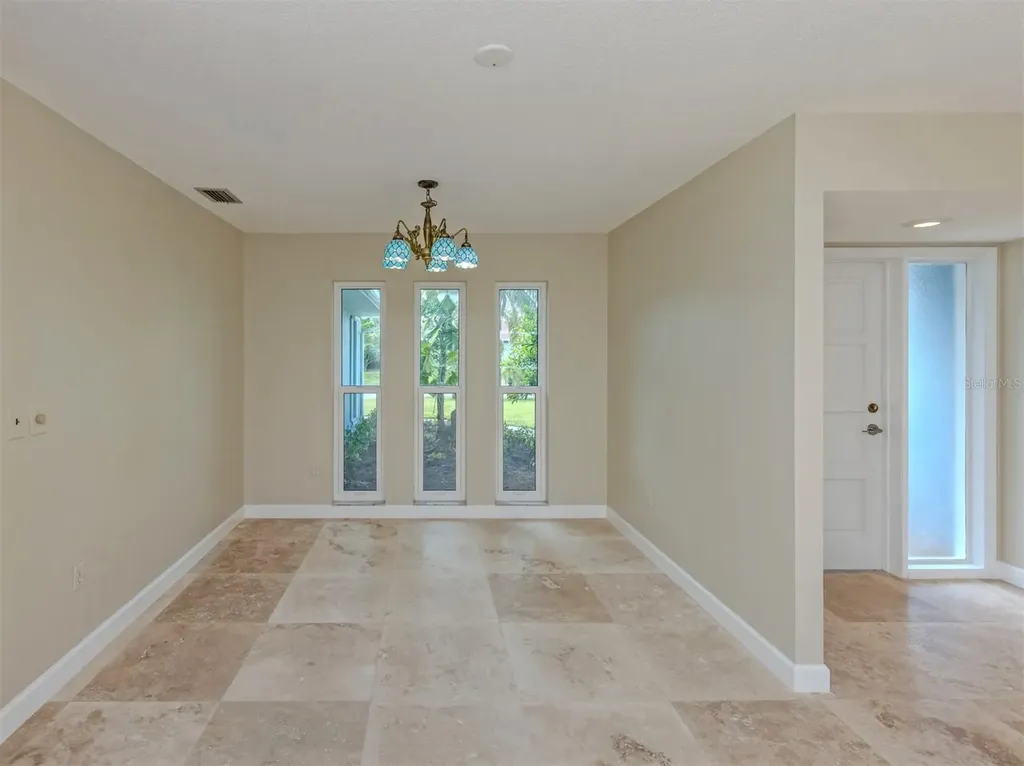 1007 River Oaks Court Venice FL 34293