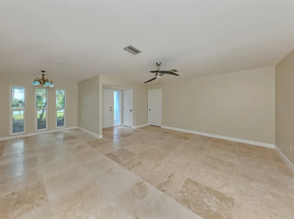 1007 River Oaks Court Venice FL 34293