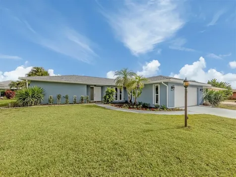 1007 River Oaks Court Venice FL 34293