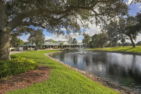 1007 River Oaks Court Venice FL 34293