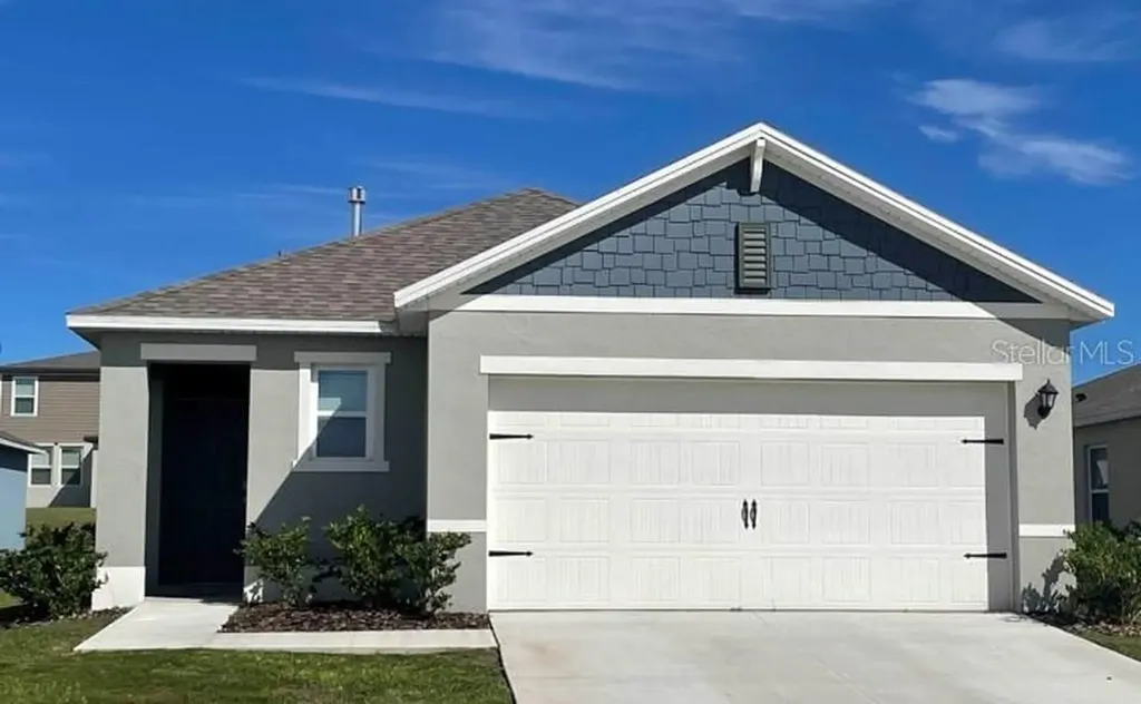 2432 Ribbon Fall Avenue Davenport FL 33837