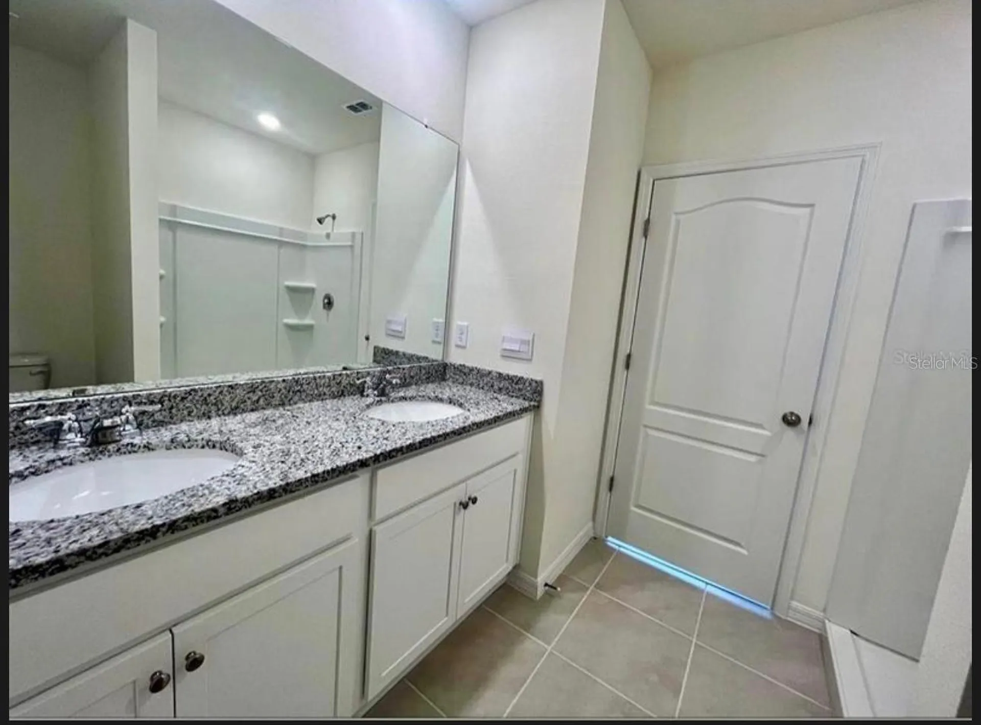 2432 Ribbon Fall Avenue Davenport FL 33837