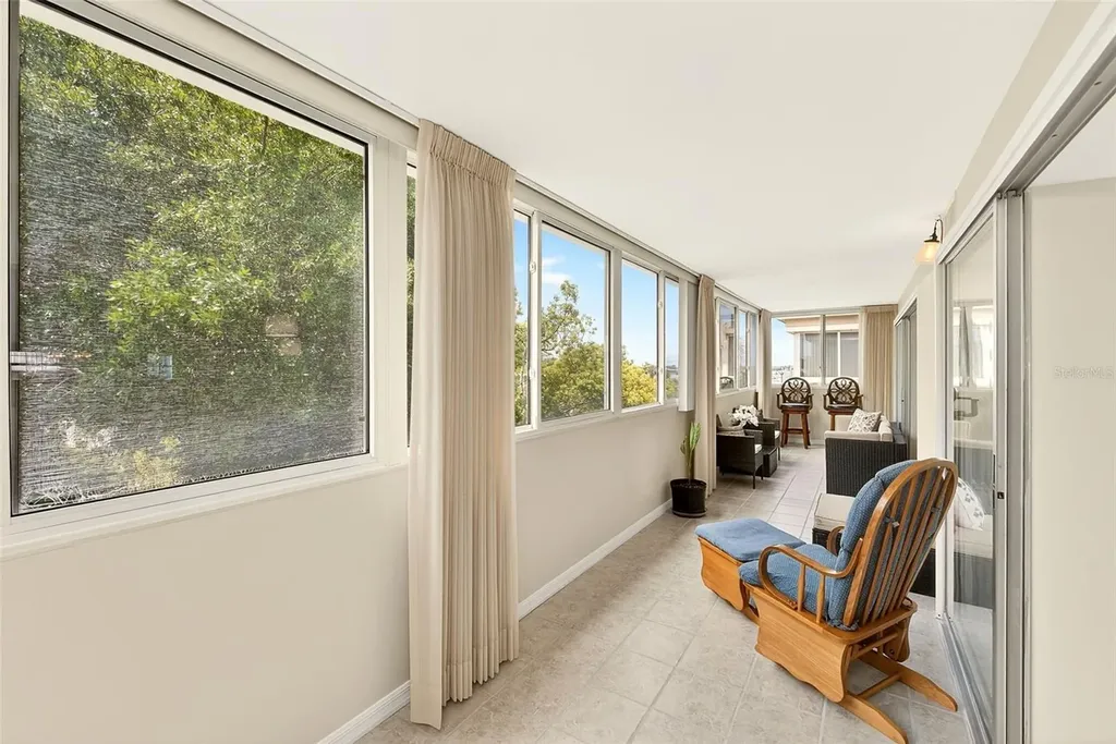 131 Bluff View Drive Belleair Bluffs FL 33770