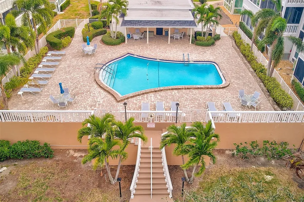 131 Bluff View Drive Belleair Bluffs FL 33770