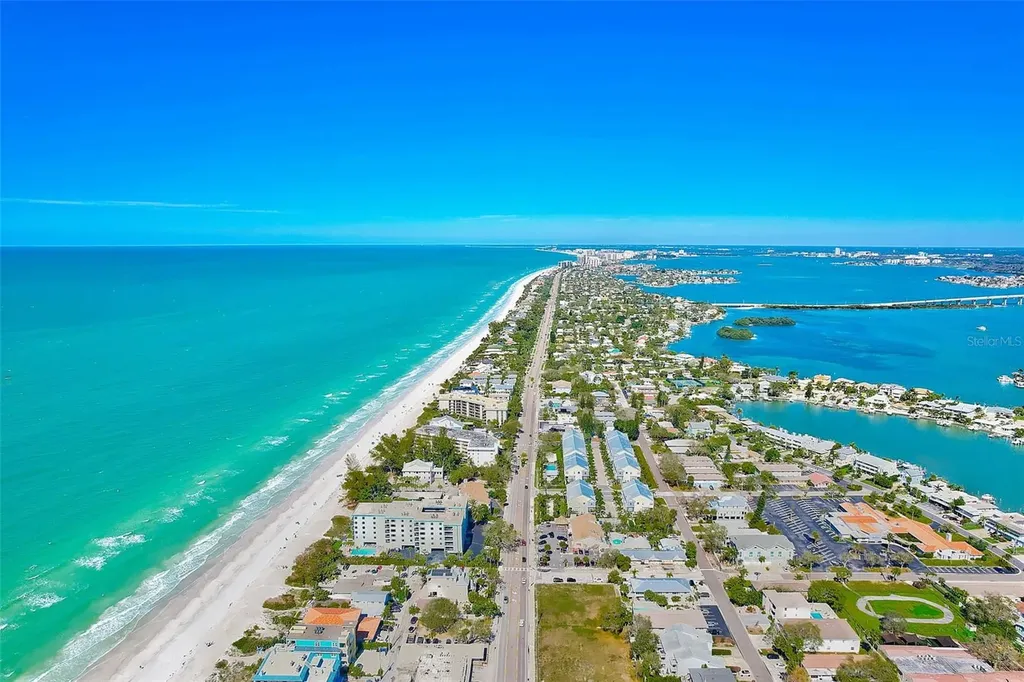 131 Bluff View Drive Belleair Bluffs FL 33770