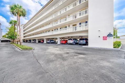 131 Bluff View Drive Belleair Bluffs FL 33770