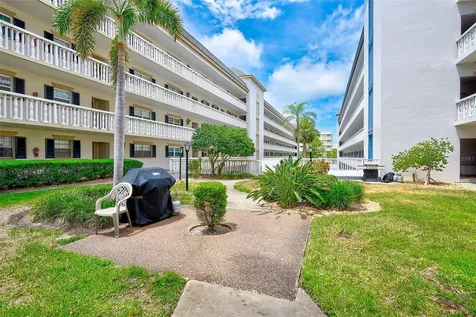 131 Bluff View Drive Belleair Bluffs FL 33770