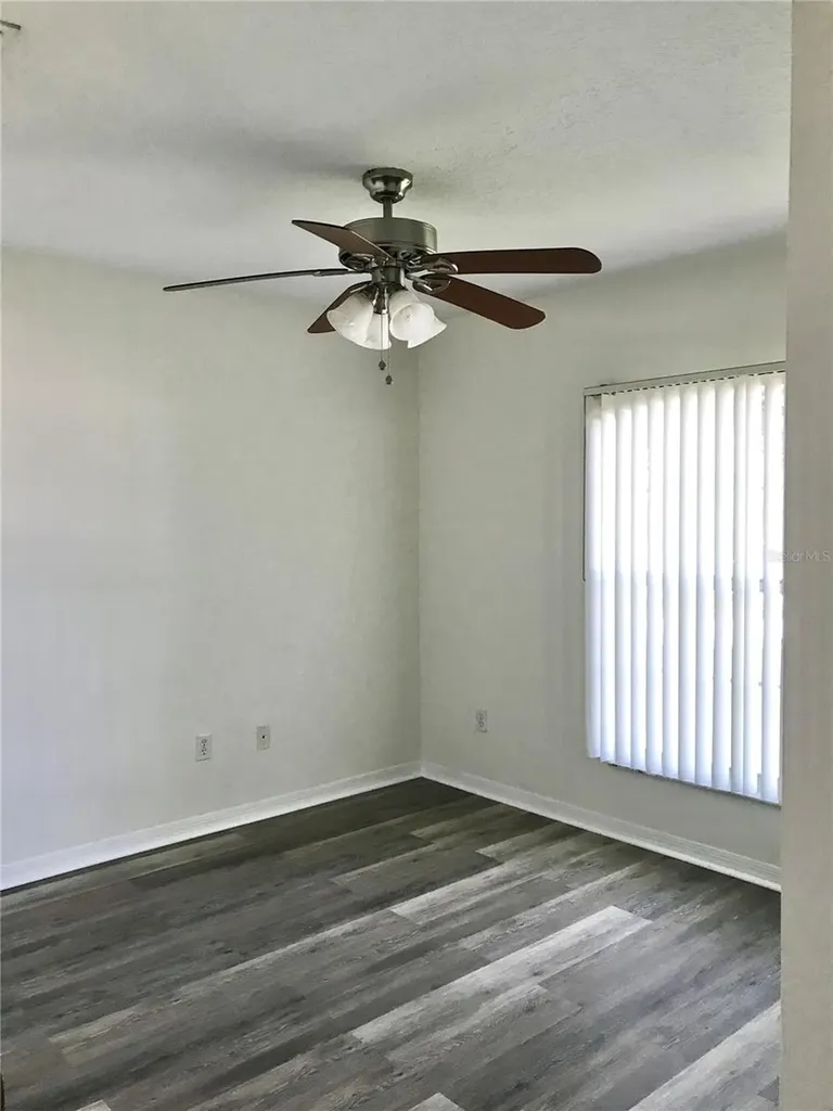 989 Scenic View Circle Minneola FL 34715
