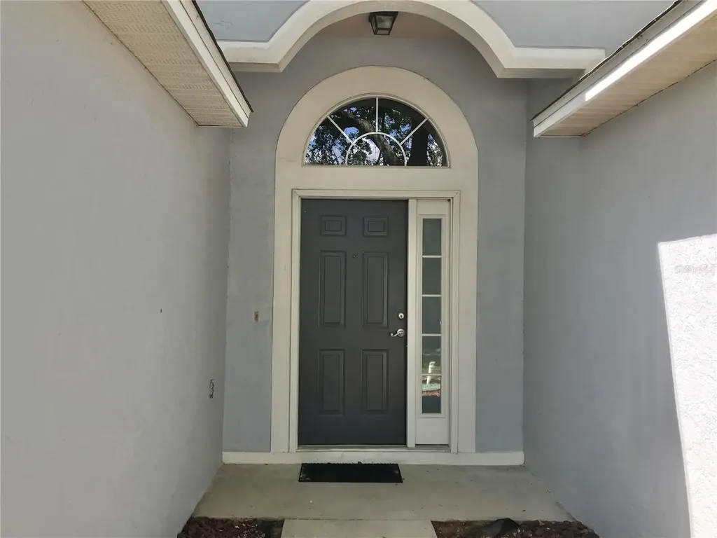 989 Scenic View Circle Minneola FL 34715