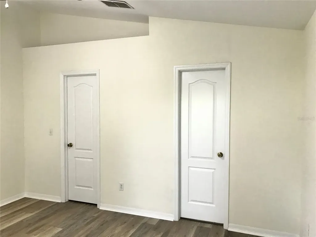 989 Scenic View Circle Minneola FL 34715