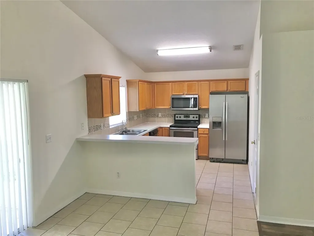 989 Scenic View Circle Minneola FL 34715