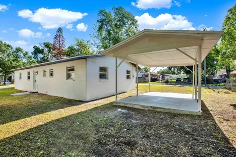 907 E Renfro Street Plant City FL 33563