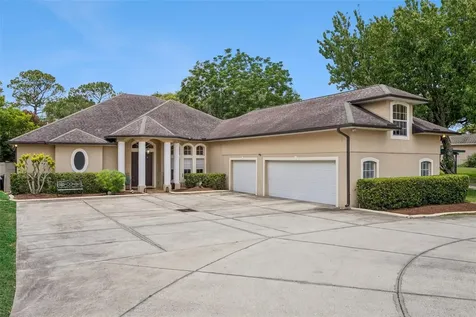 1054 Crystal Bowl Circle Casselberry FL 32707