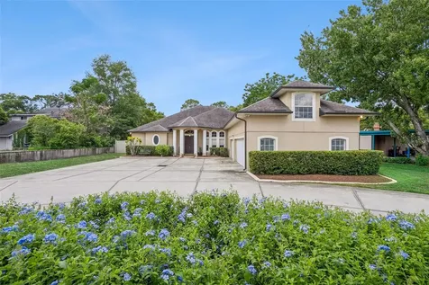 1054 Crystal Bowl Circle Casselberry FL 32707
