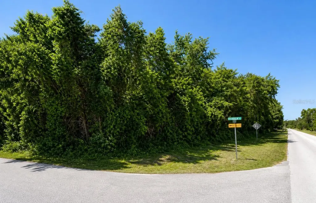 8340 W Bradshaw Street Homosassa FL 34448