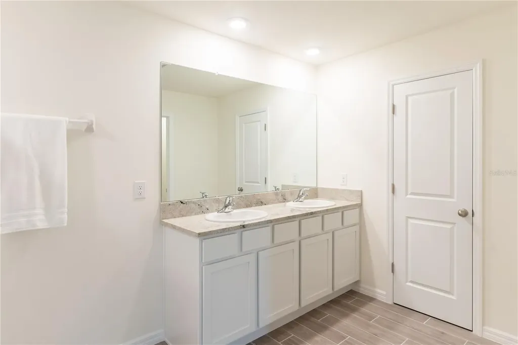 4807 SW 51st Drive Gainesville FL 32608