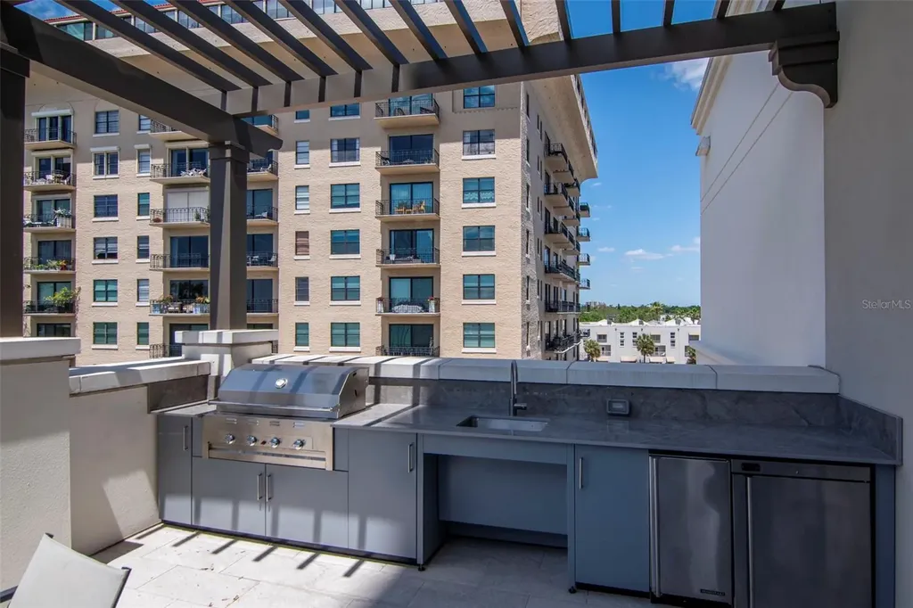 2103 Bayshore Boulevard Tampa FL 33606