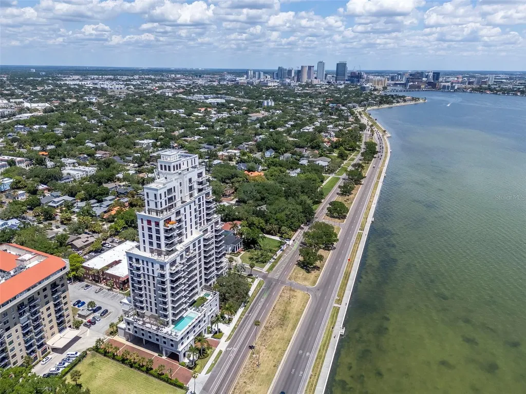 2103 Bayshore Boulevard Tampa FL 33606