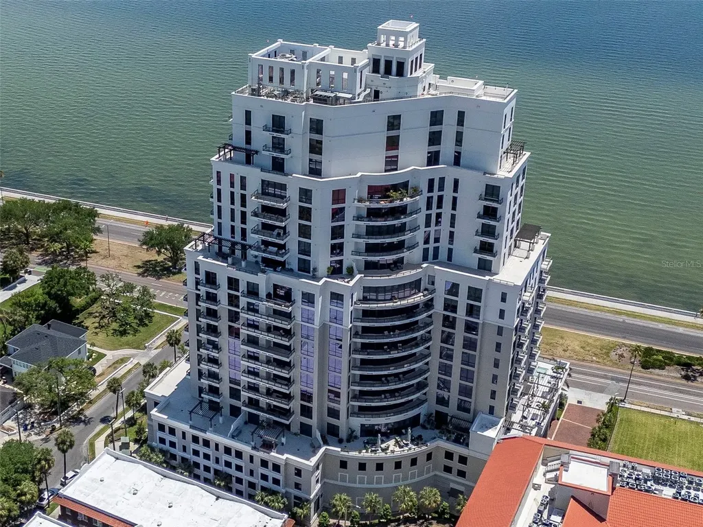 2103 Bayshore Boulevard Tampa FL 33606
