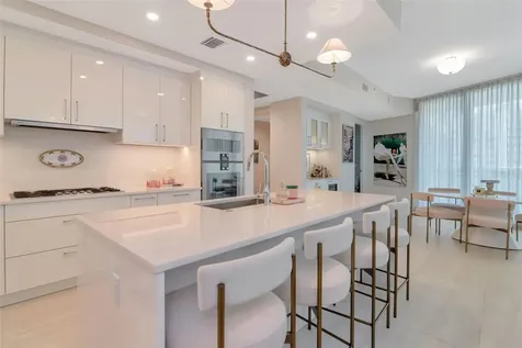 2103 Bayshore Boulevard Tampa FL 33606