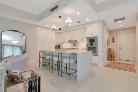 2103 Bayshore Boulevard Tampa FL 33606
