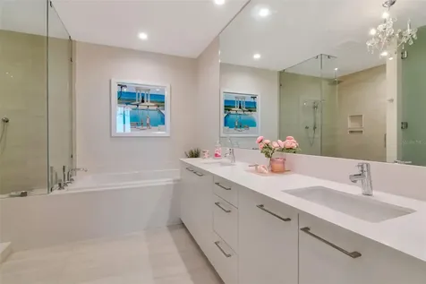 2103 Bayshore Boulevard Tampa FL 33606