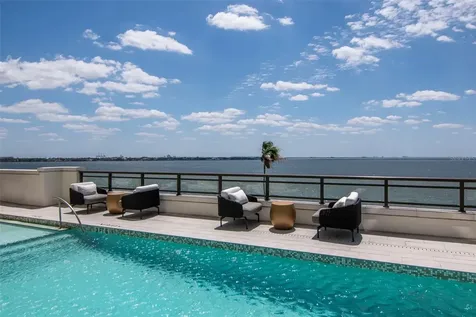 2103 Bayshore Boulevard Tampa FL 33606