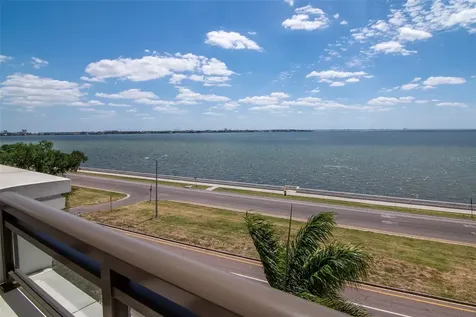 2103 Bayshore Boulevard Tampa FL 33606
