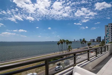 2103 Bayshore Boulevard Tampa FL 33606