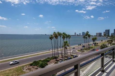 2103 Bayshore Boulevard Tampa FL 33606