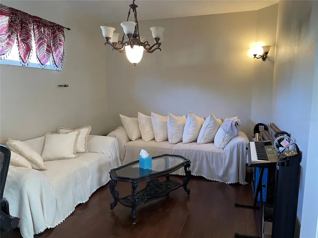 2013 Quail Hollow Drive Deland FL 32720