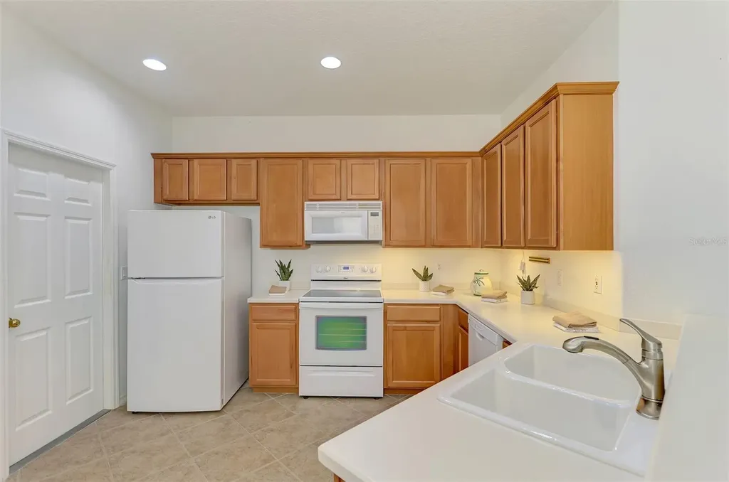 9367 Carnaby Drive Venice FL 34293