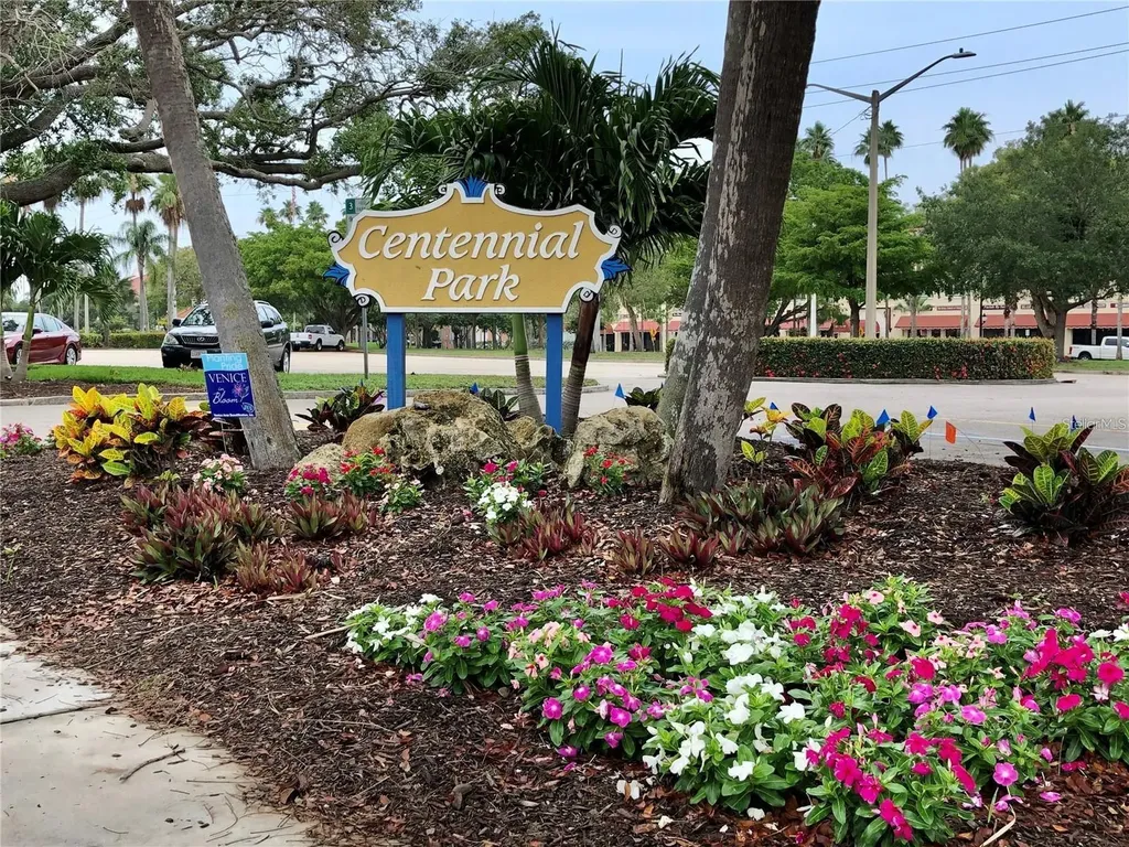 9367 Carnaby Drive Venice FL 34293