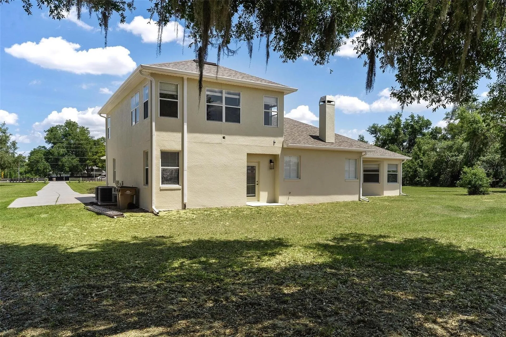 17440 County Road 448 Mount Dora FL 32757