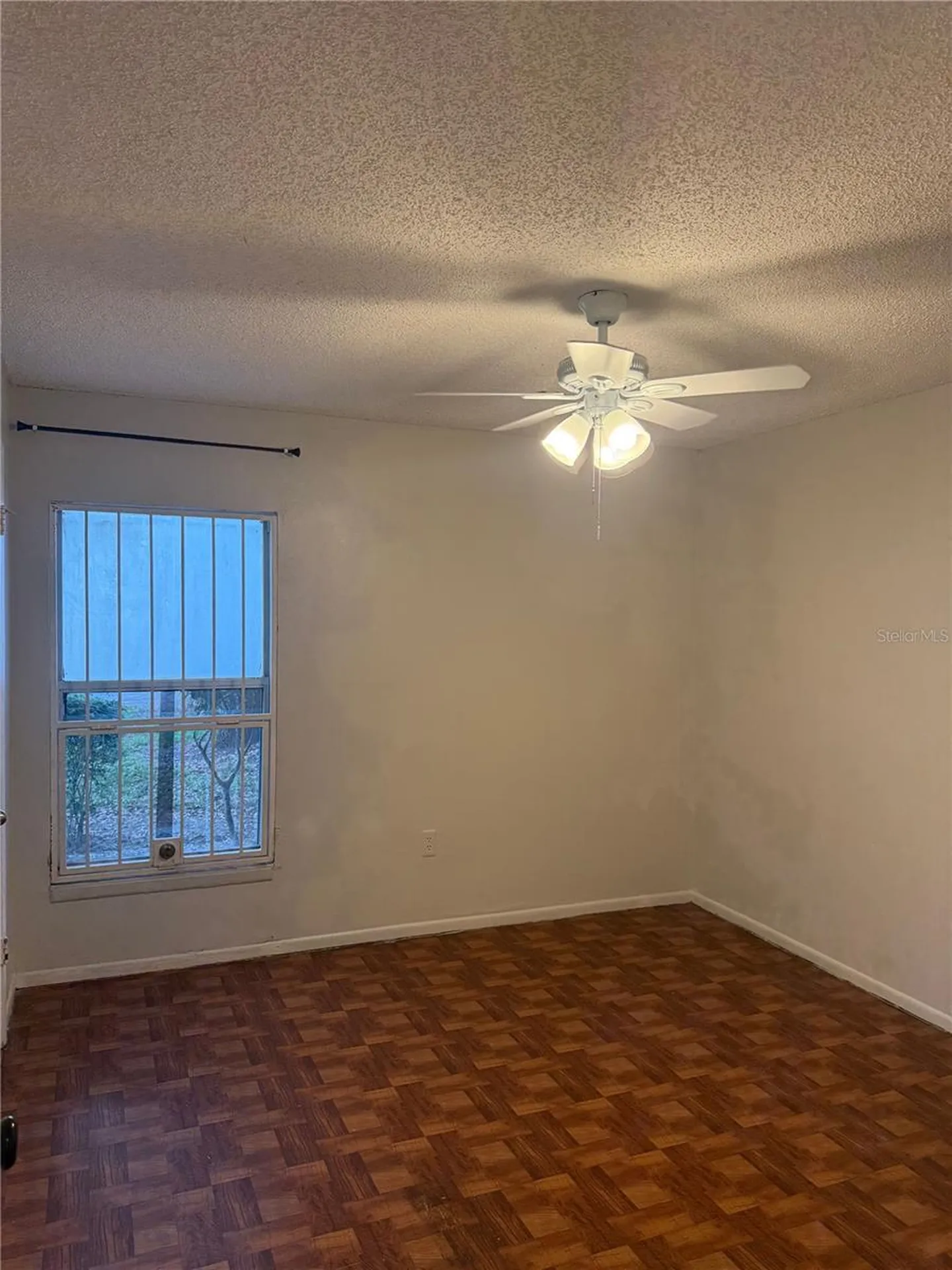 3827 Bay Club Circle Kissimmee FL 34741
