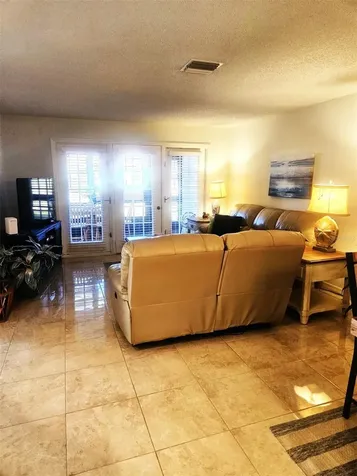 307 Pine Hollow Circle Englewood FL 34223