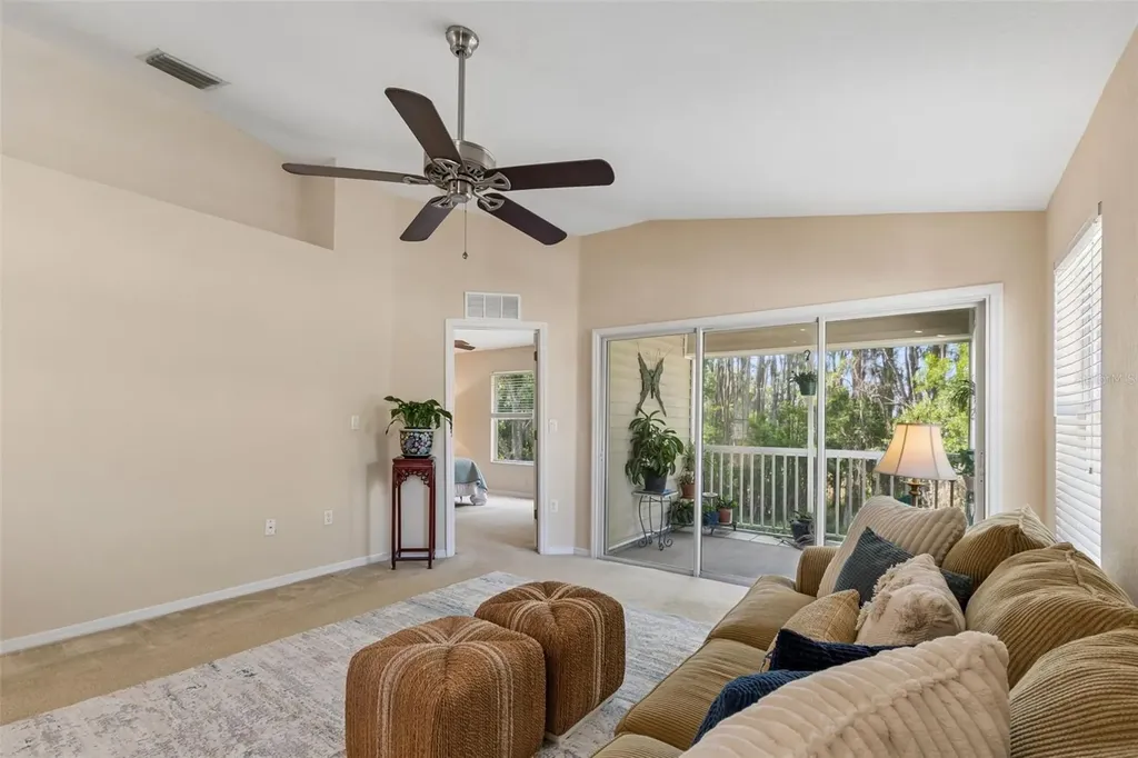 1633 Hammocks Avenue Lutz FL 33549
