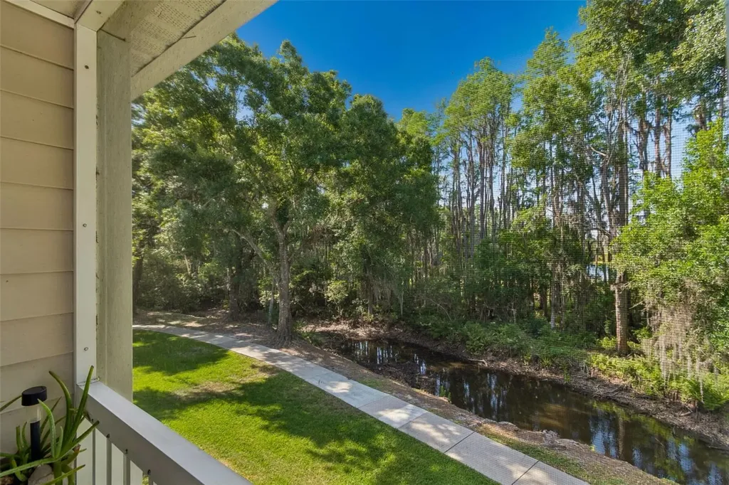 1633 Hammocks Avenue Lutz FL 33549