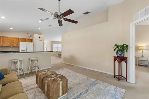 1633 Hammocks Avenue Lutz FL 33549