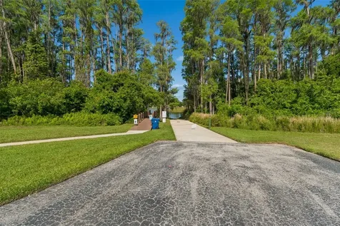 1633 Hammocks Avenue Lutz FL 33549