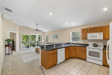 1633 Hammocks Avenue Lutz FL 33549