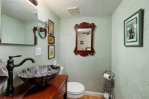 2557 16th Avenue N St Petersburg FL 33713