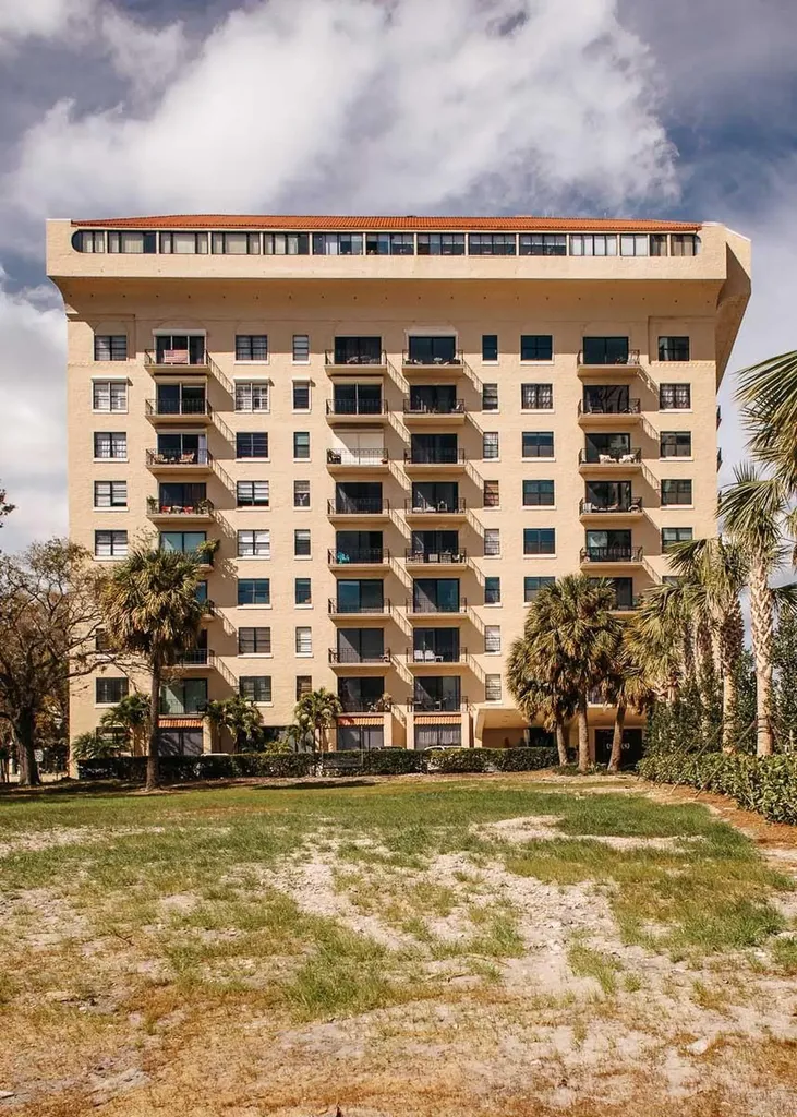 2109 Bayshore Boulevard Tampa FL 33606