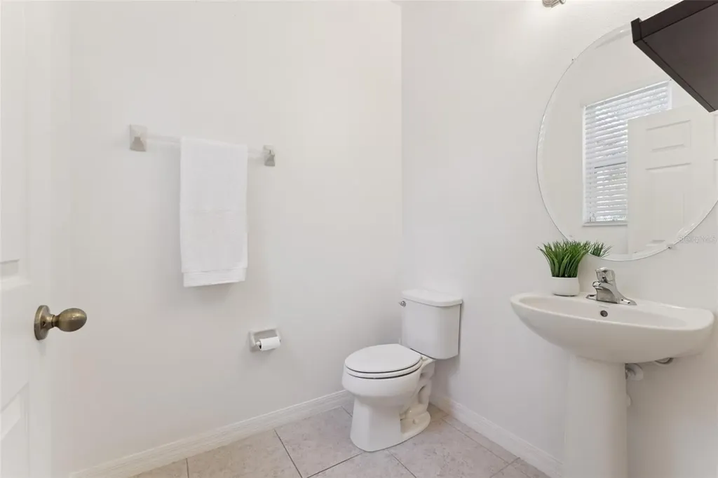 7988 Edgewood Forest Drive Orlando FL 32827
