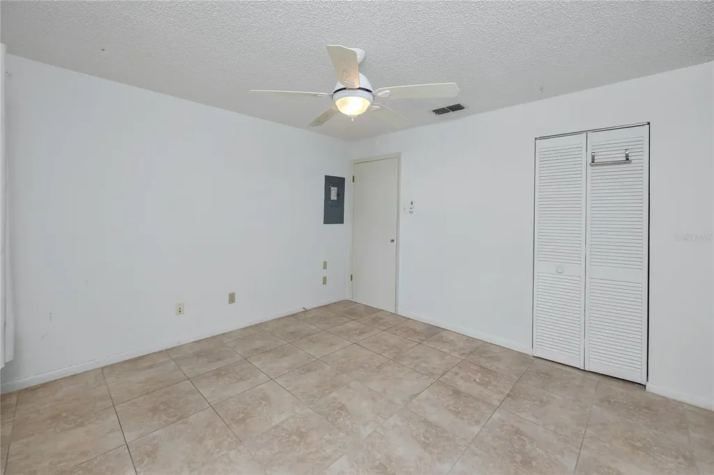 3139 38th Street S St Petersburg FL 33711