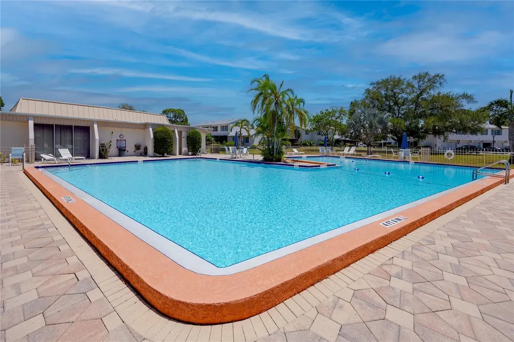 3139 38th Street S St Petersburg FL 33711
