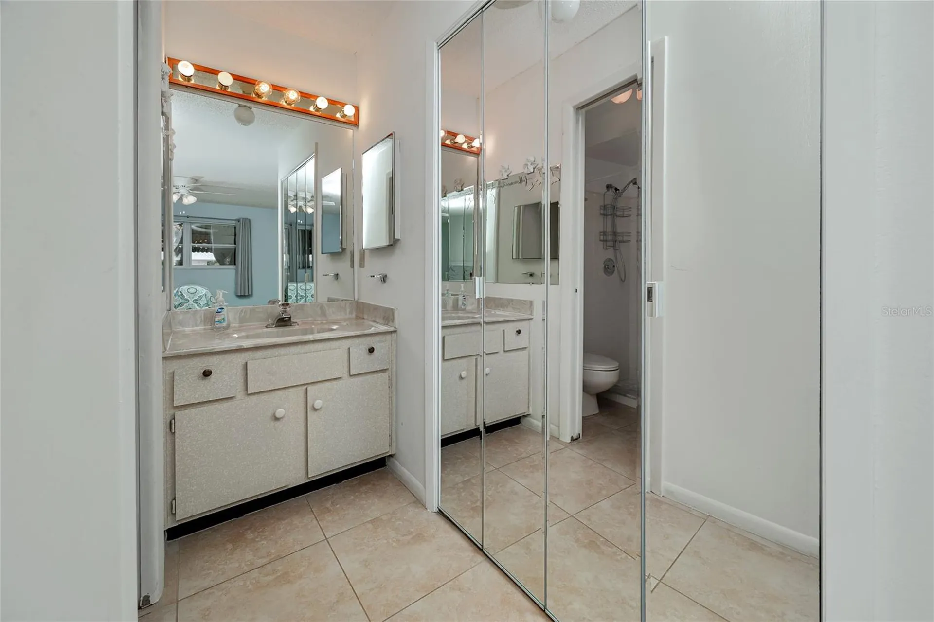 3139 38th Street S St Petersburg FL 33711