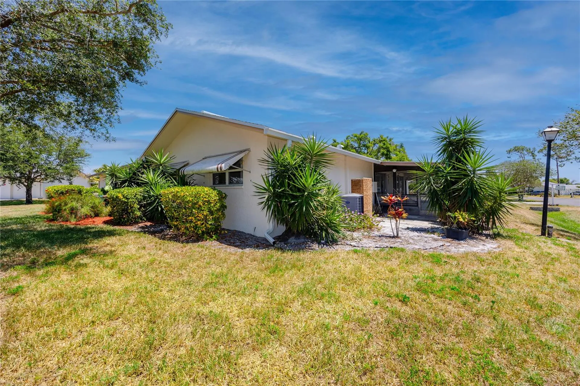 3139 38th Street S St Petersburg FL 33711